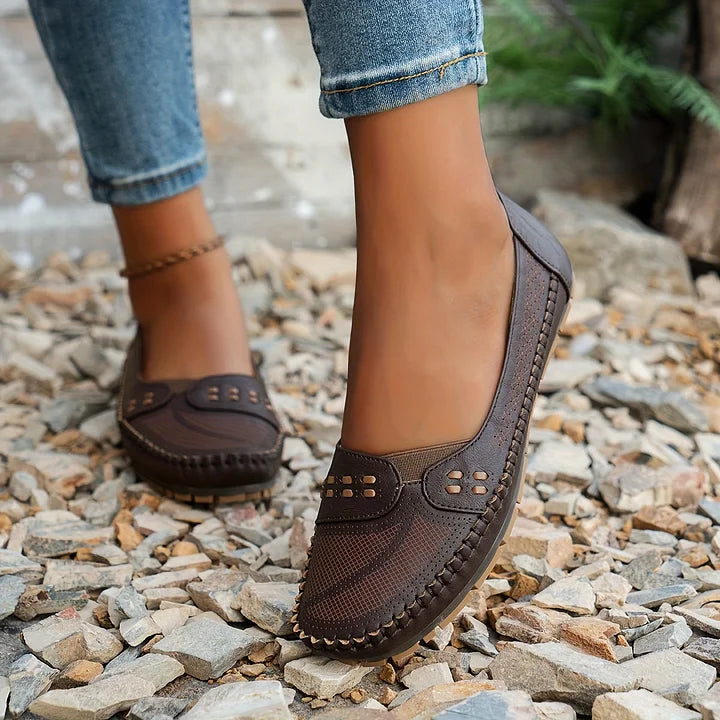 Women's Flats in Beige - View 11 | Bellmere