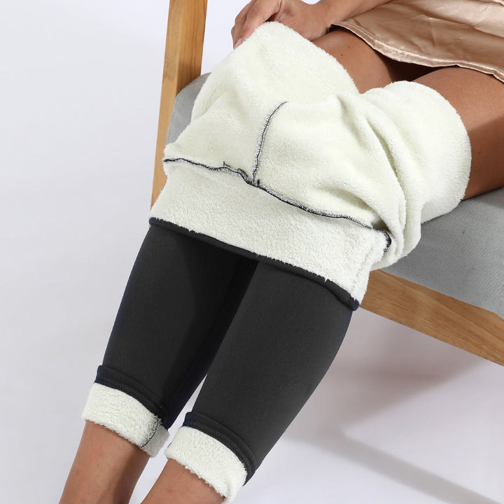 Women's fleece-lined ankle-length leggings with a high-rise waistband and close-fitting legs