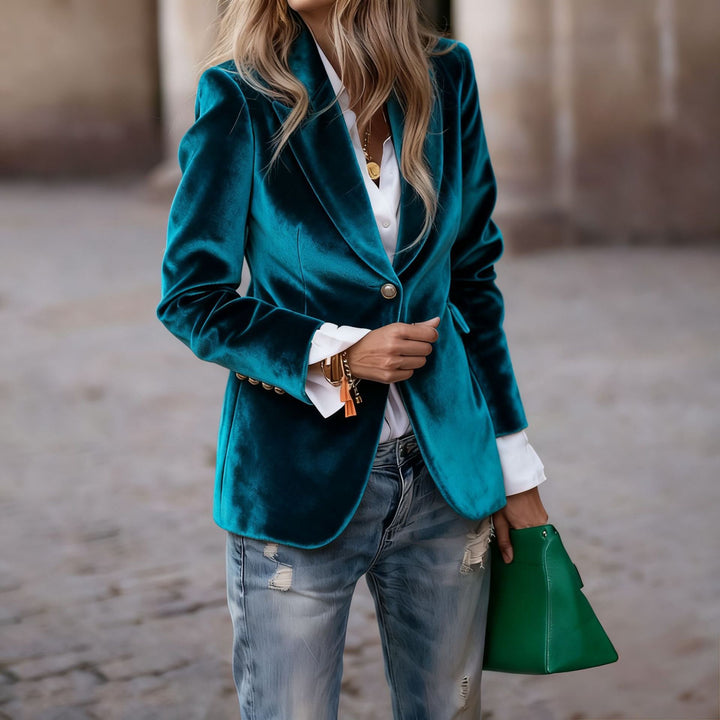 Women's tailored blazer with notched lapels, long sleeves and single-button front