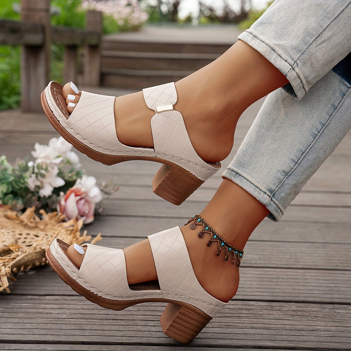 Winona | Women's Classic Elegance, All-Day Comfort
