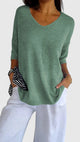 Women's textured V-neck sweater with three-quarter sleeves