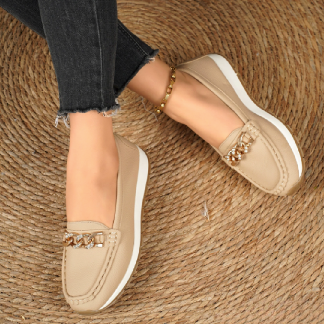 Women's chain detail slip-on loafers with moc toe