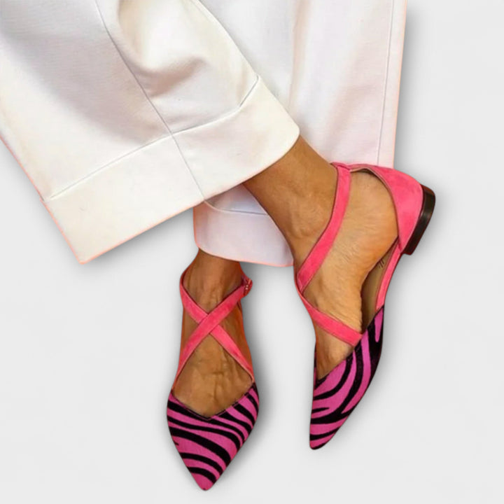 Women's pointed heels with cross straps and zebra pattern
