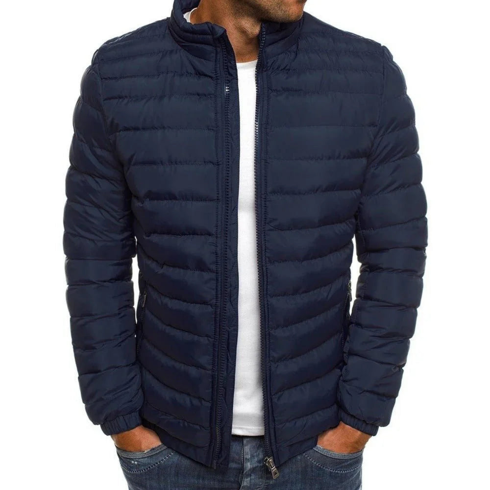 Men's quilted puffer jacket with high collar, long sleeves and zipped pockets