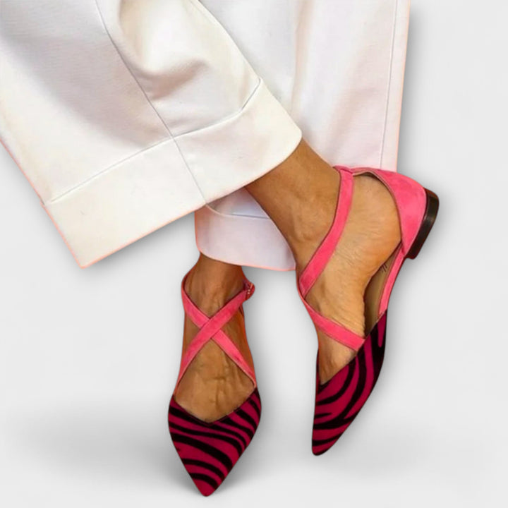 Women's pointed heels with cross straps and zebra pattern