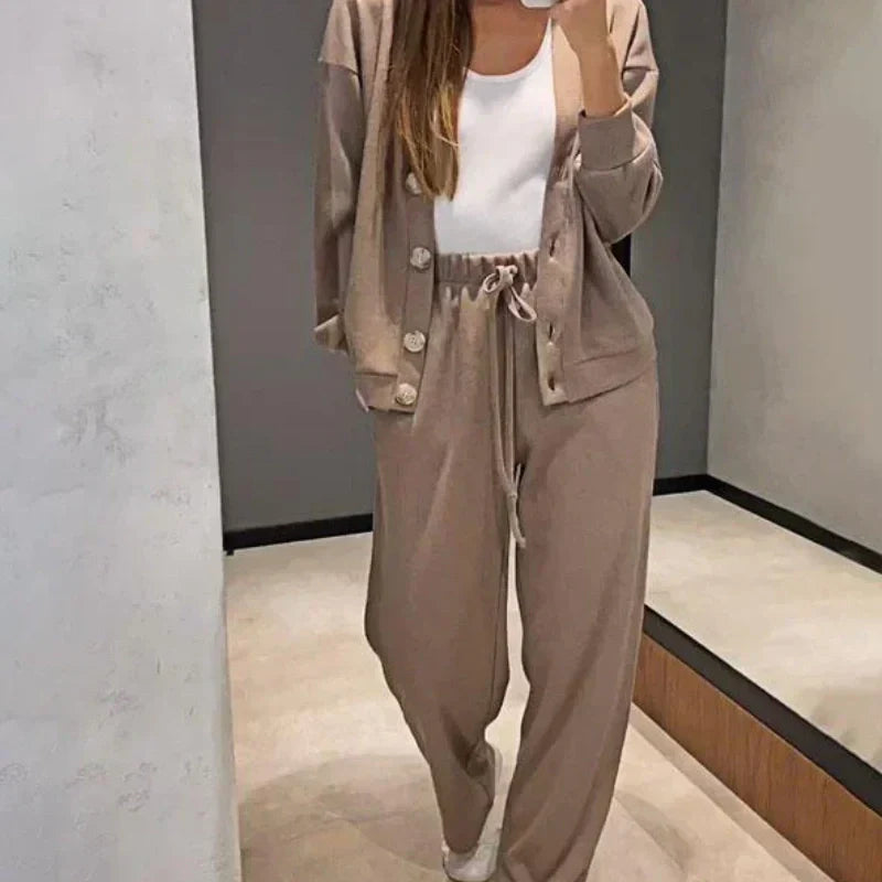 Women's coordinated knitted sweater set
