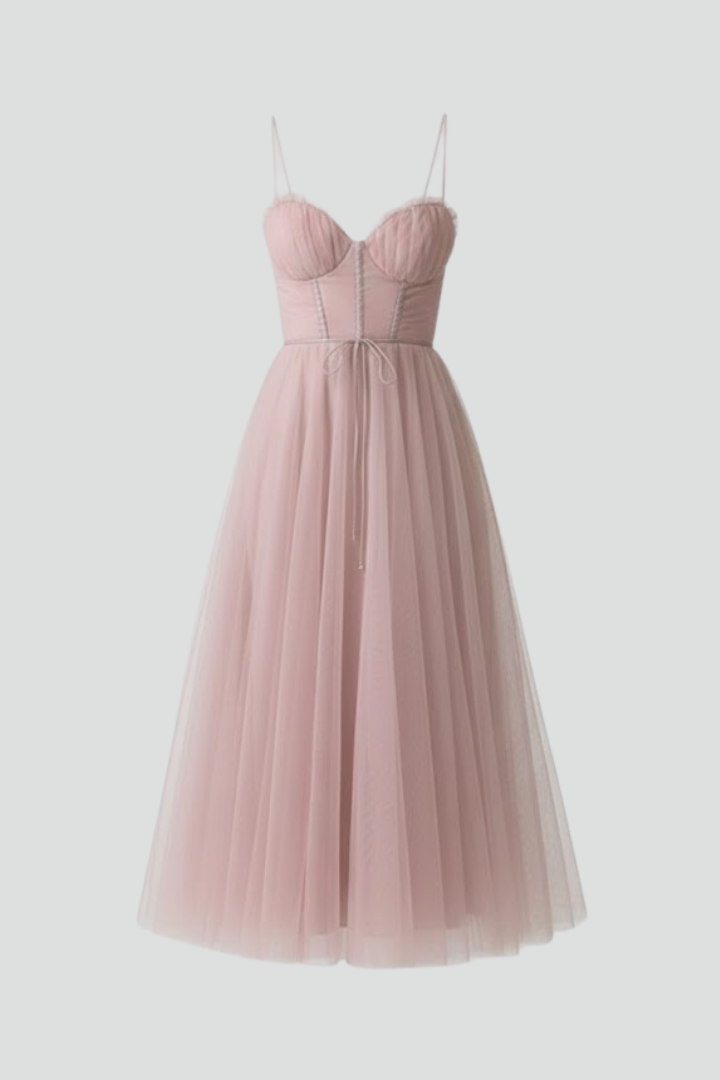 Women's tulle corset dress with sweetheart neckline and layered A-line skirt