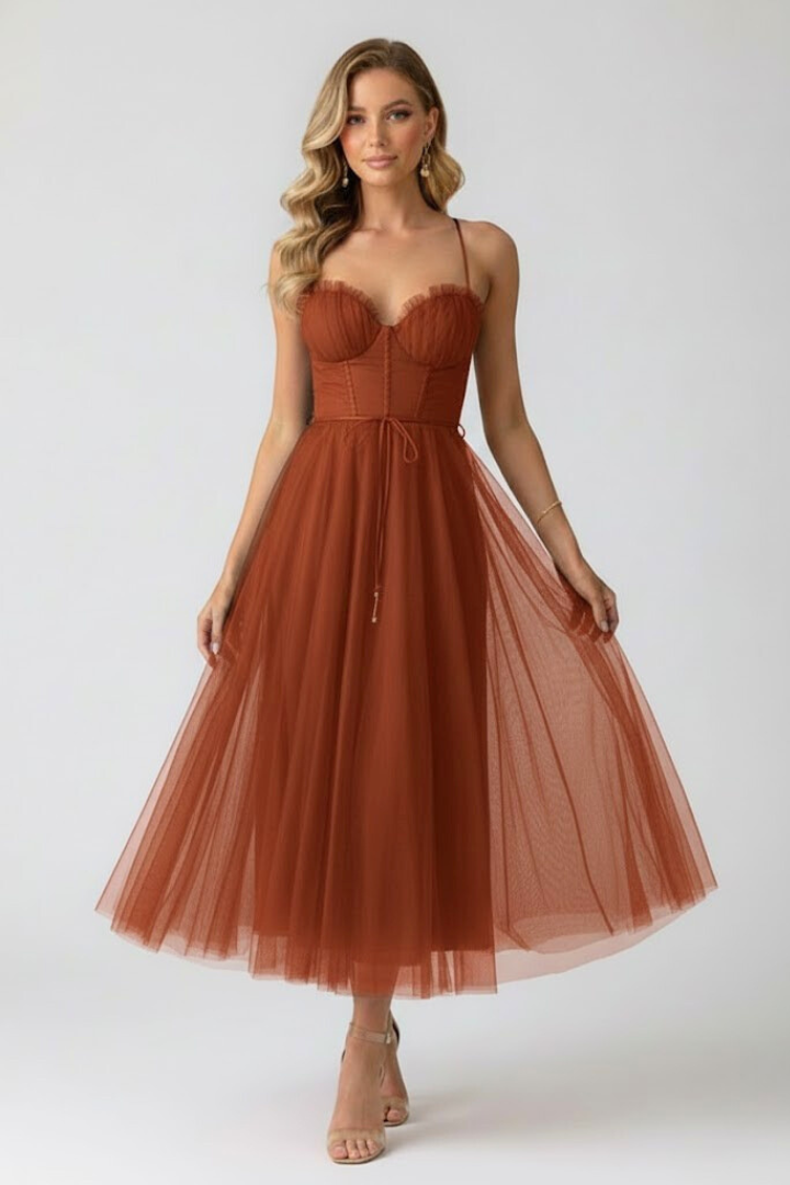 Women's tulle corset dress with sweetheart neckline and layered A-line skirt