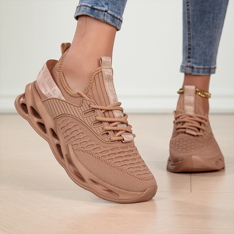 Women's multicolor lace-up sneakers with a sculpted sole