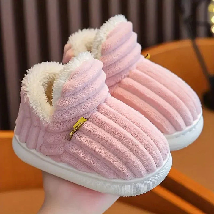 Women's Ultra-Cozy Slippers Shoes in Green - View 14 | Bellmere