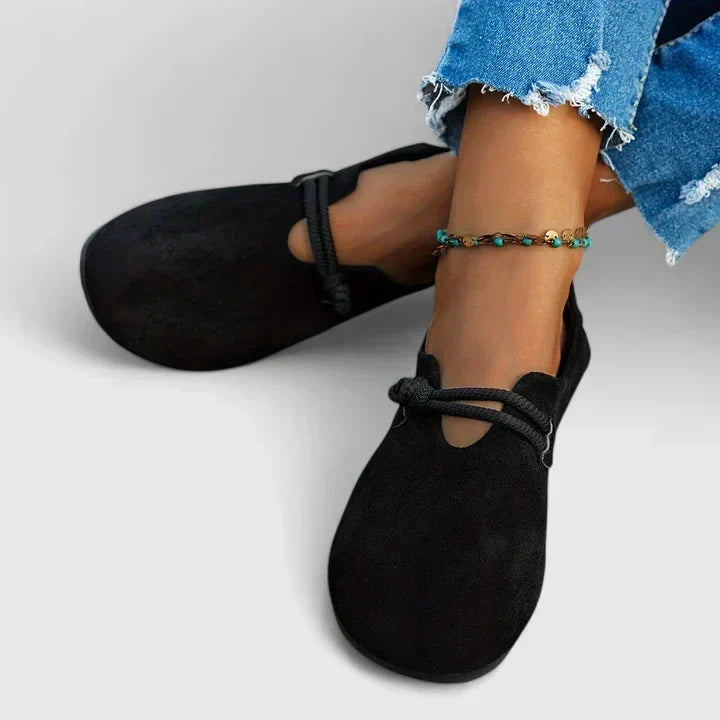 Women's slip-on loafers with rope straps and rounded toes