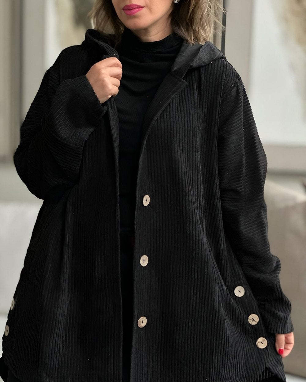 Women's corduroy hooded jacket with buttons and side pockets