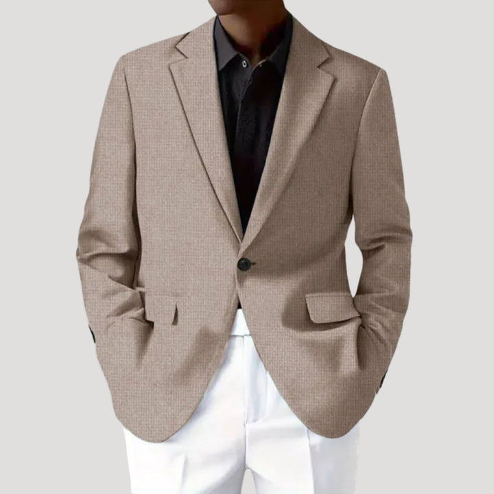 Men's structured casual blazer with notched lapels and flap pockets