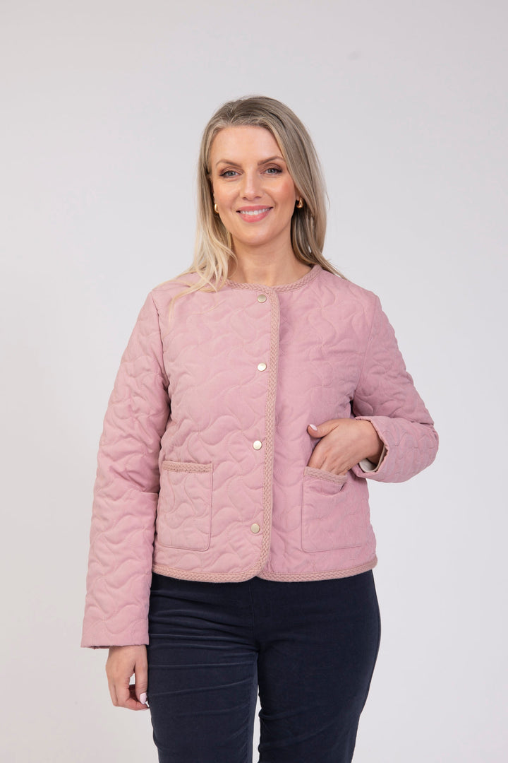Women's pink quilted cropped jacket with round neck, buttons and front pockets