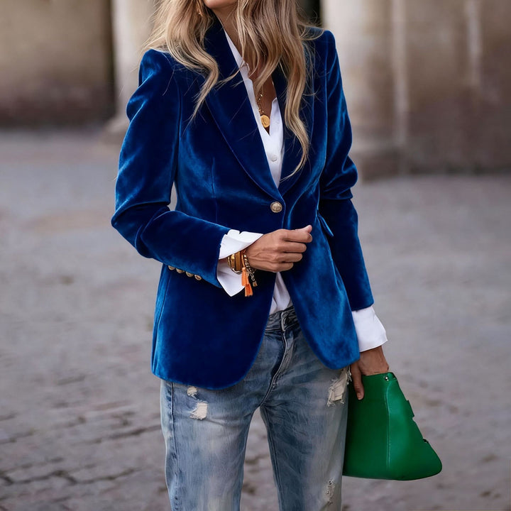 Women's tailored blazer with notched lapels, long sleeves and single-button front