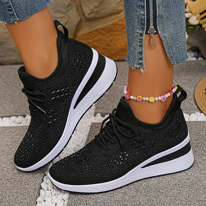 Women's lace-up sneakers with textured geometric side panels