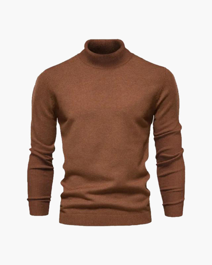 Plain knitted turtleneck sweater with long sleeves