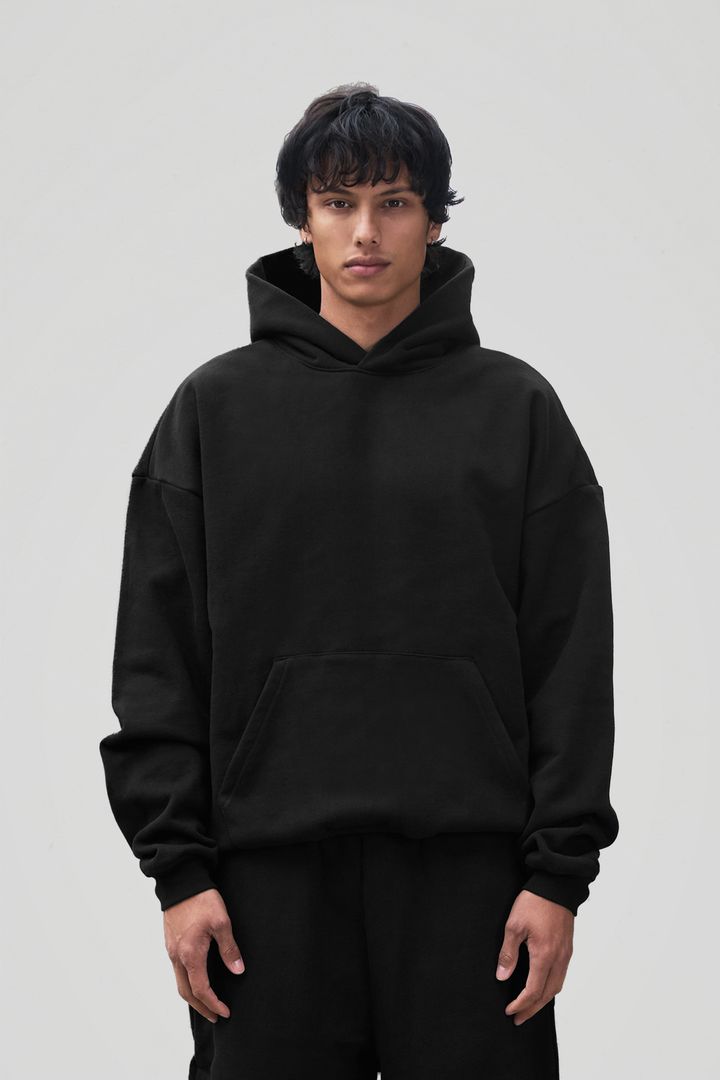 Men's black oversized pullover hoodie with hood and kangaroo pocket