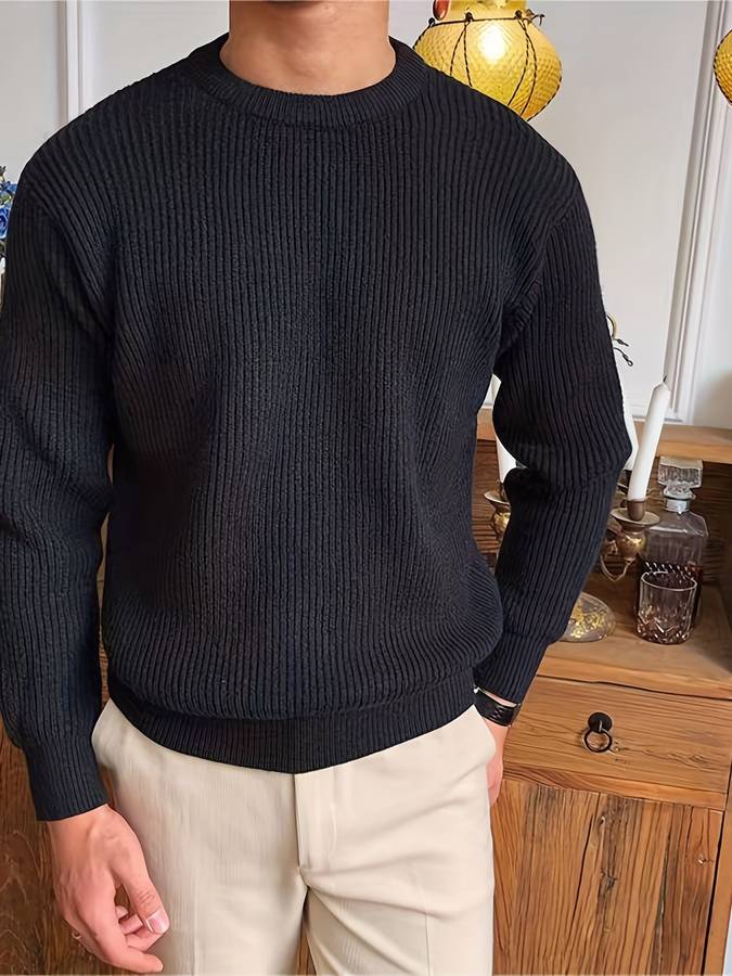 Men's ribbed crew neck sweater with long sleeves and ribbed hem