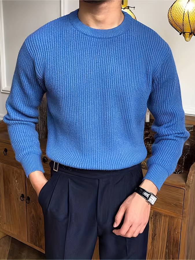 Men's ribbed crew neck sweater with long sleeves and ribbed hem