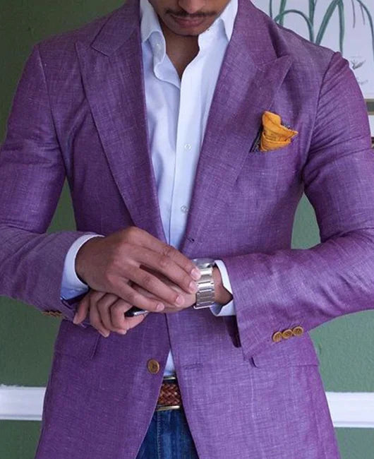 Men's plaid notch lapel blazer with long sleeves and button front