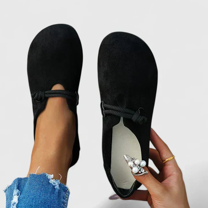 Women's slip-on loafers with rope straps and rounded toes
