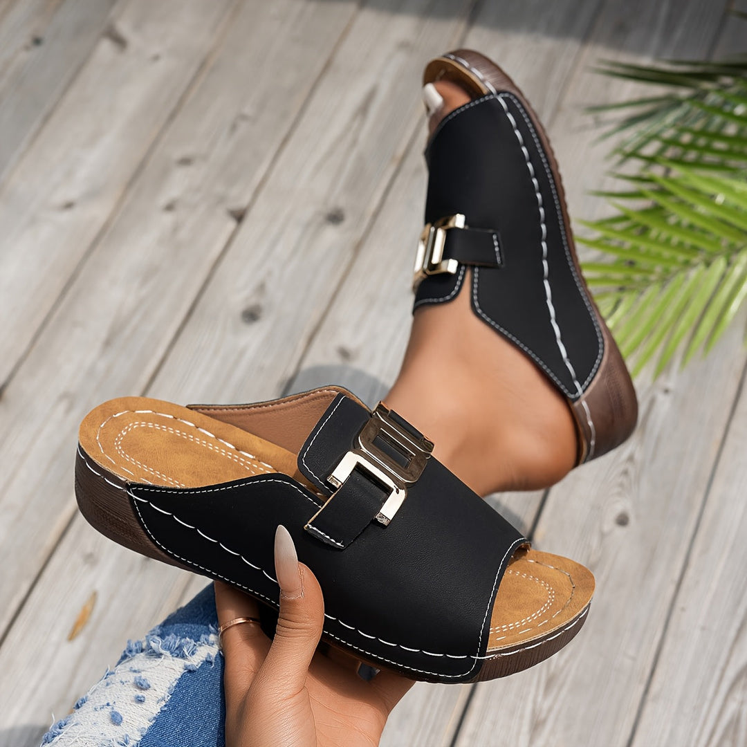 Aurelie | Women's Effortless Style, All-Day Comfort