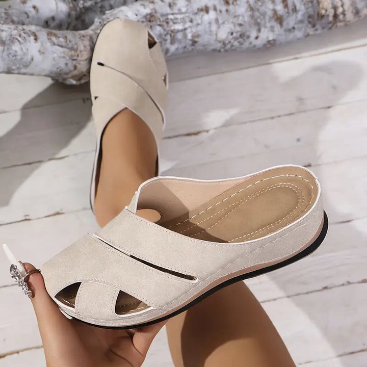 Kareena | Women's Breathable Round Toe Sandal