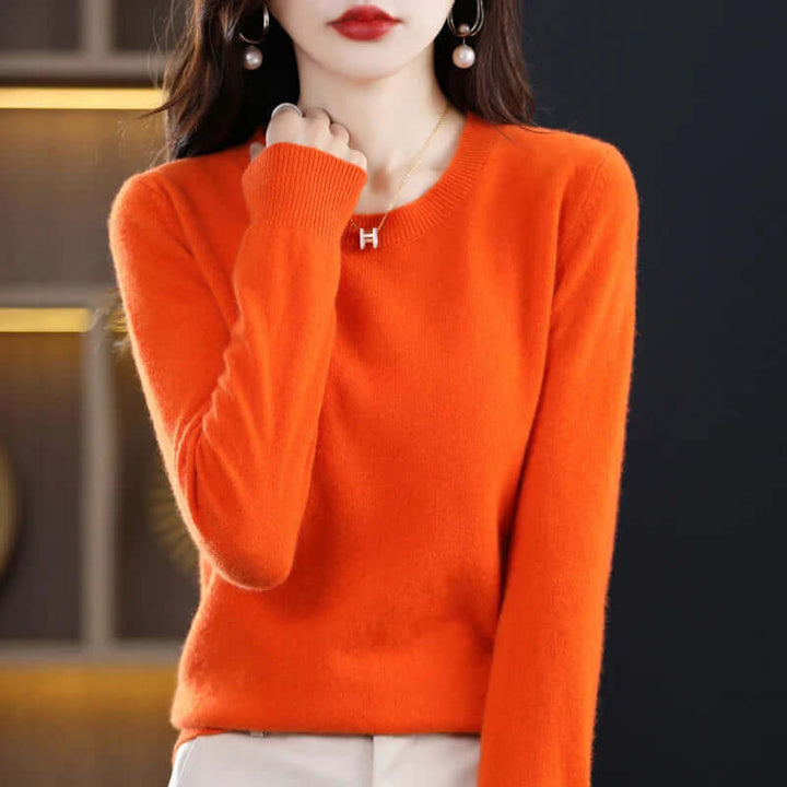 Women's crew neck knitted sweater with long sleeves and ribbed trims
