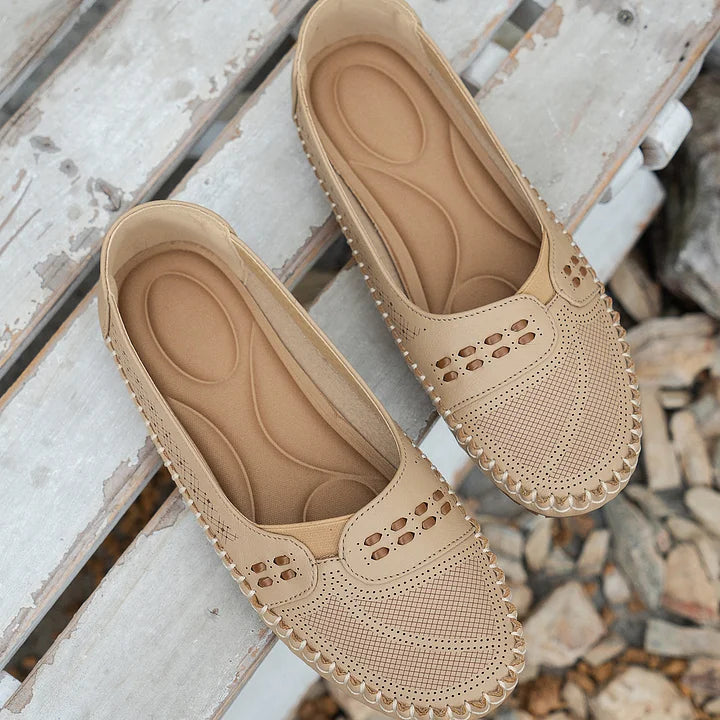 Women's Flats in Beige - View 7 | Bellmere