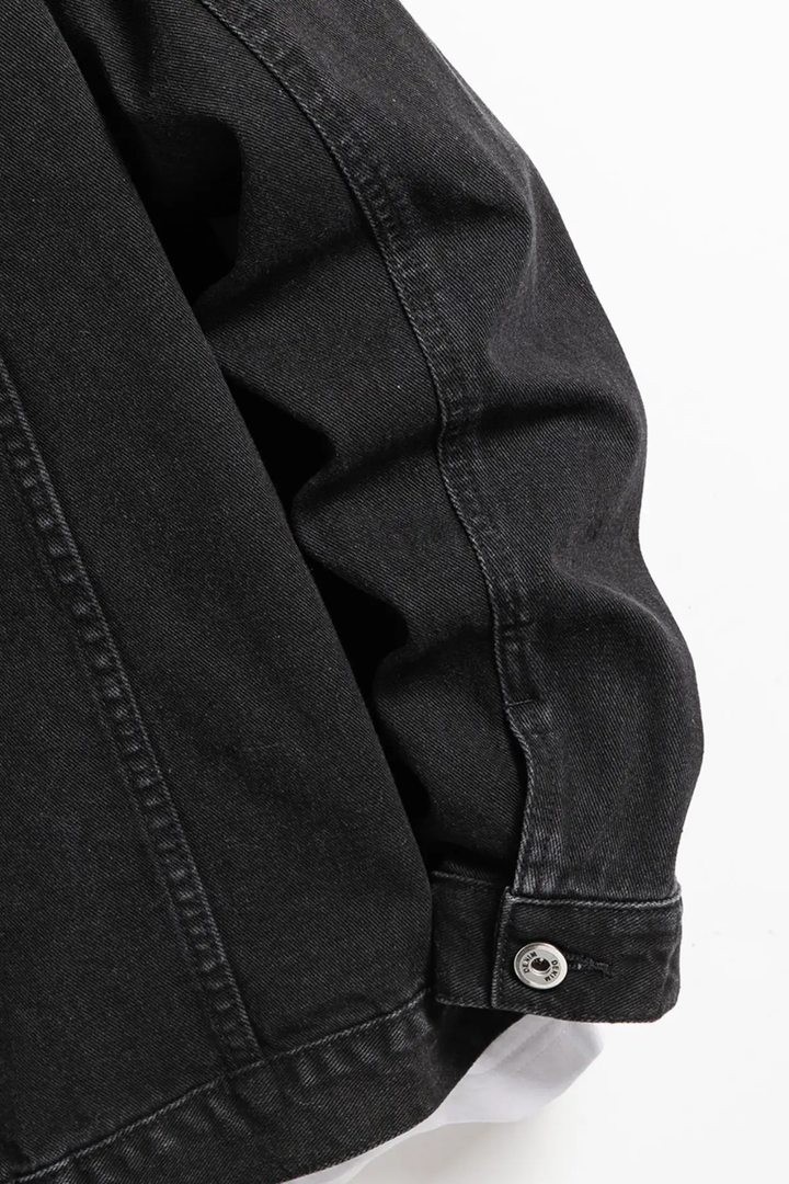 Men's black classic fit denim jacket with button front, flap chest pockets and long sleeves