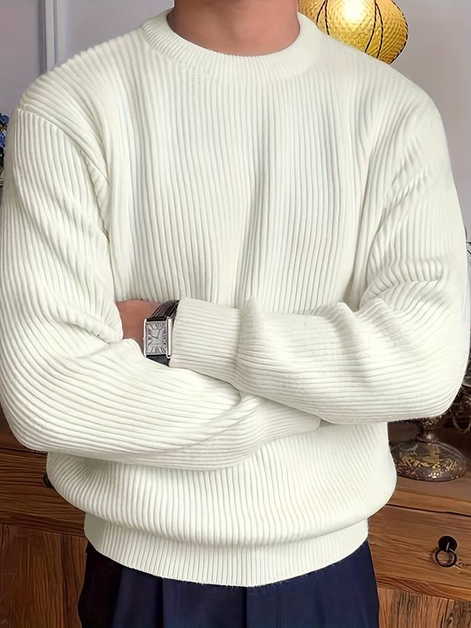 Men's ribbed crew neck sweater with long sleeves and ribbed hem