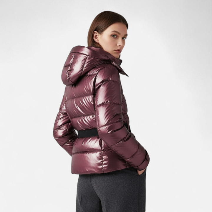 Women's belted quilted ski puffer jacket with hood and cropped hem