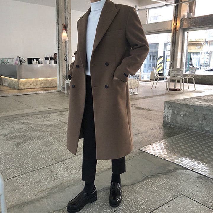 Women's long double-breasted overcoat with notched lapels and pockets