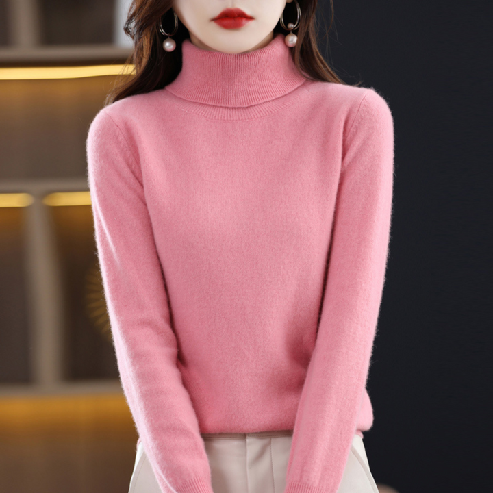 Women's solid knit turtleneck sweater with long sleeves