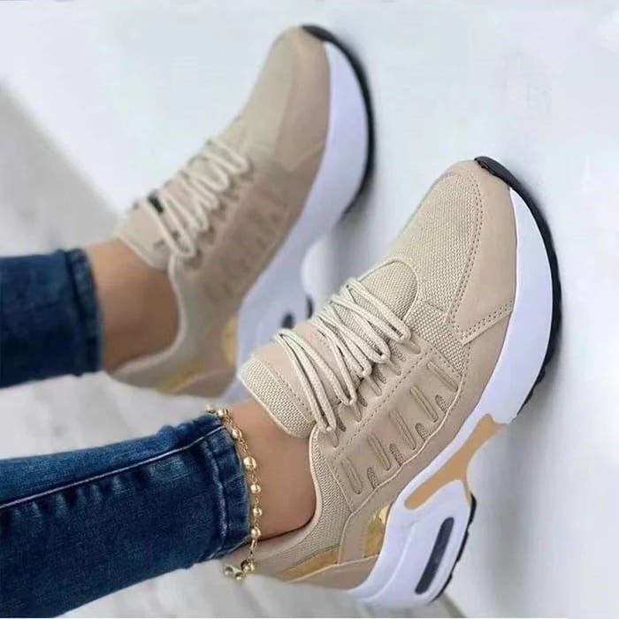 Women's panelled lace-up sneakers with raised platform soles