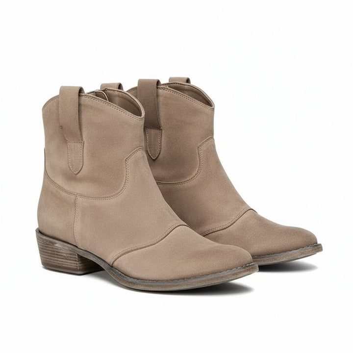 Vintage Western Ankle Boots in Brown | Bellmere