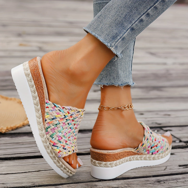 Zaya | Women's Playful Charm, Everyday Comfort