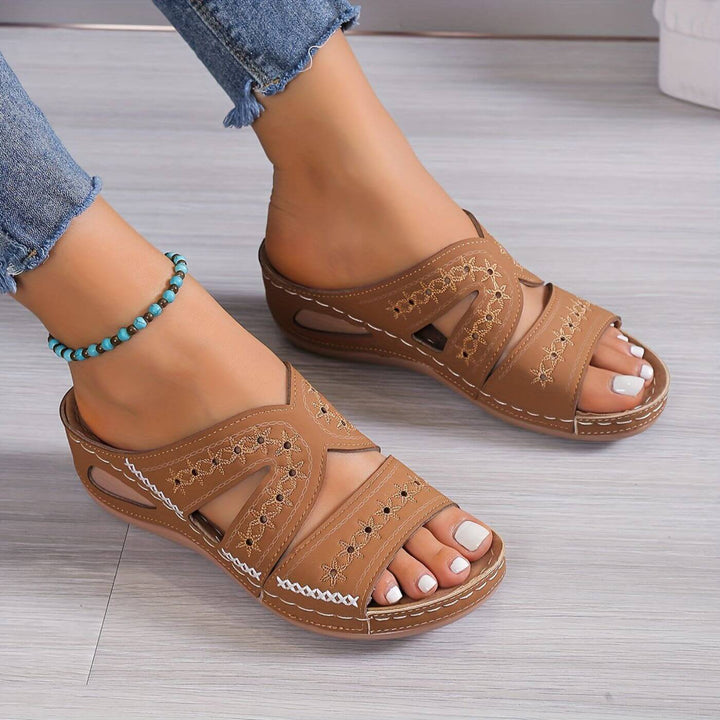 Sandals with Slip-Resistant Sole Shoes in Blue - View 4 | Bellmere