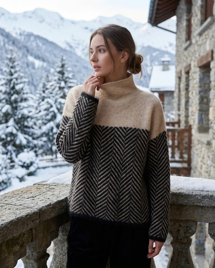 Women's chevron turtleneck sweater with long sleeves