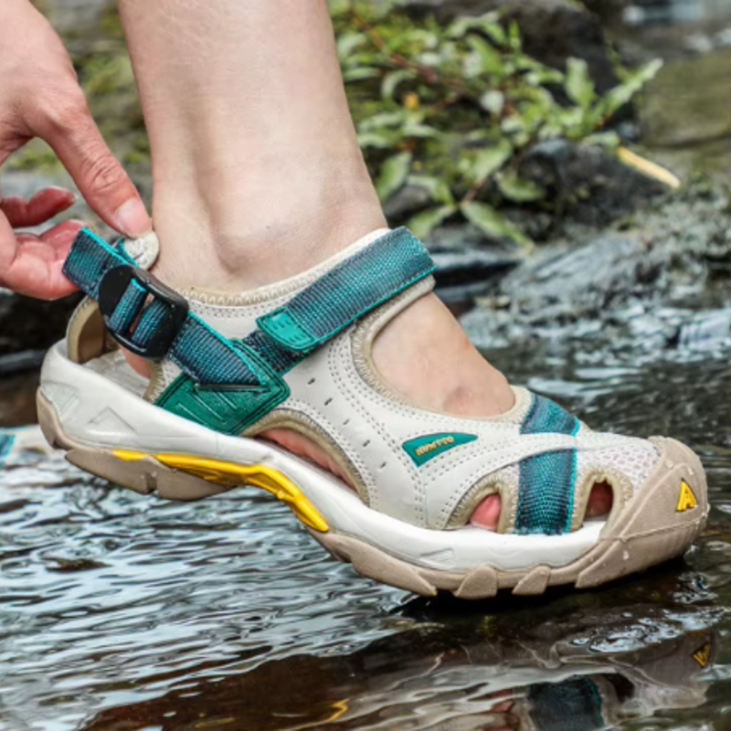 Luciana | Women's Cascade Trek Sandals