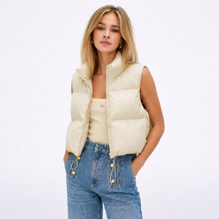 Women's cropped quilted puffer vest with high collar and front zipper