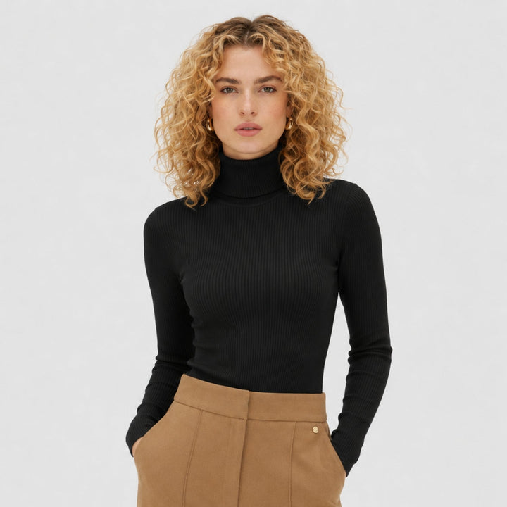 Women's ribbed turtleneck jumper with long sleeves