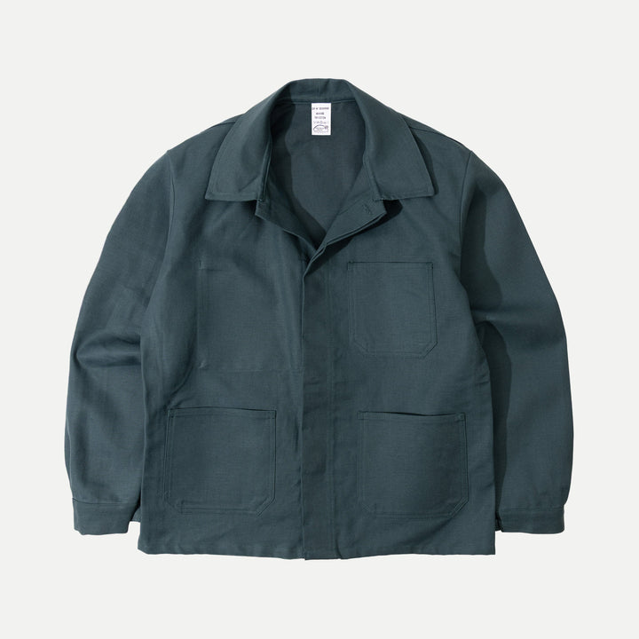 Men's dark green utility jacket with spread collar, button front and patch pockets