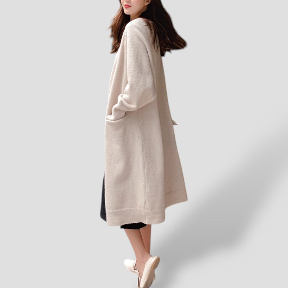 Women's longline open front cardigan with long sleeves and patch pockets