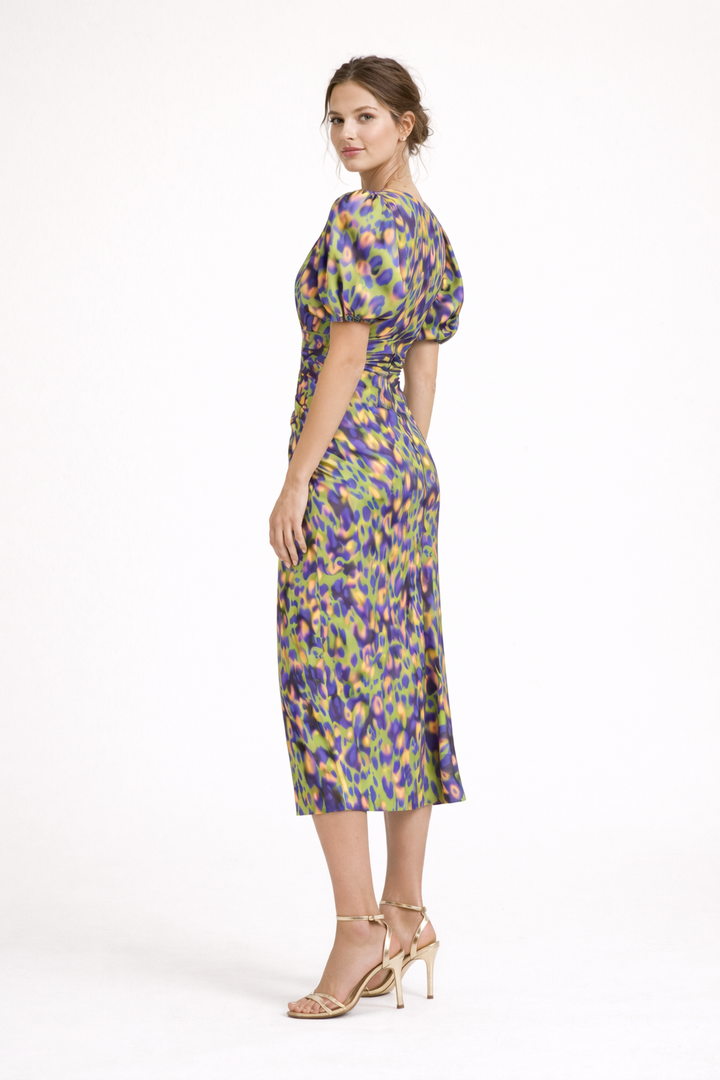 Women's patterned midi dress with puff sleeves and V-neckline in purple and yellow geometric print