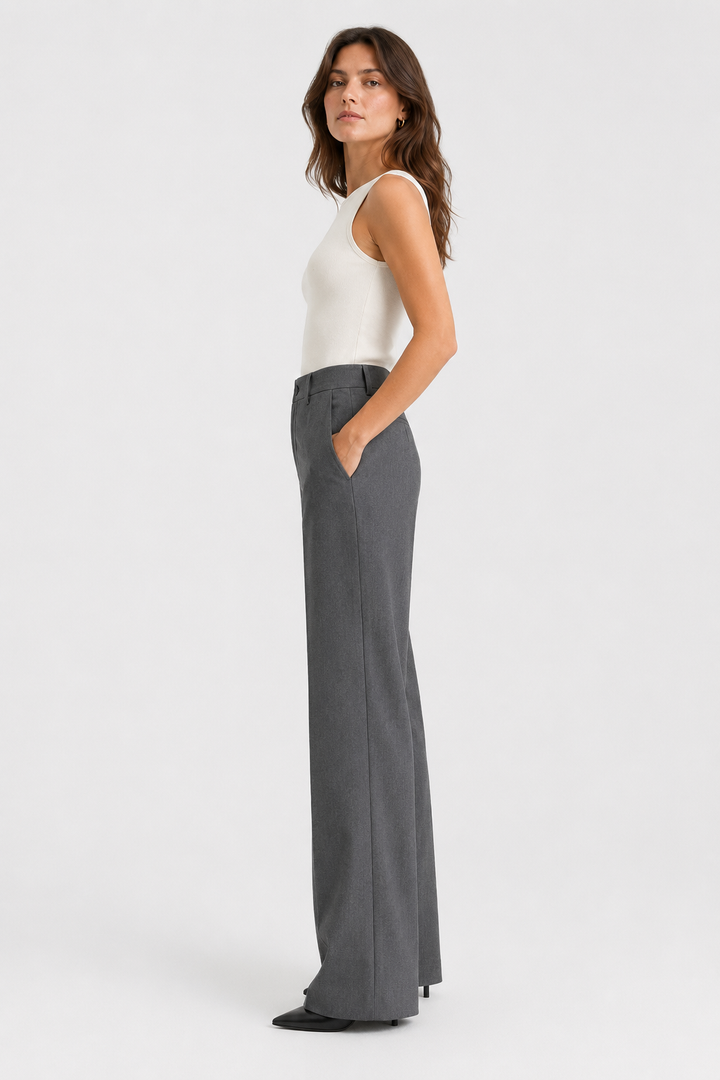 Women's wide leg tailored trousers with high waist, belt loops and side pockets