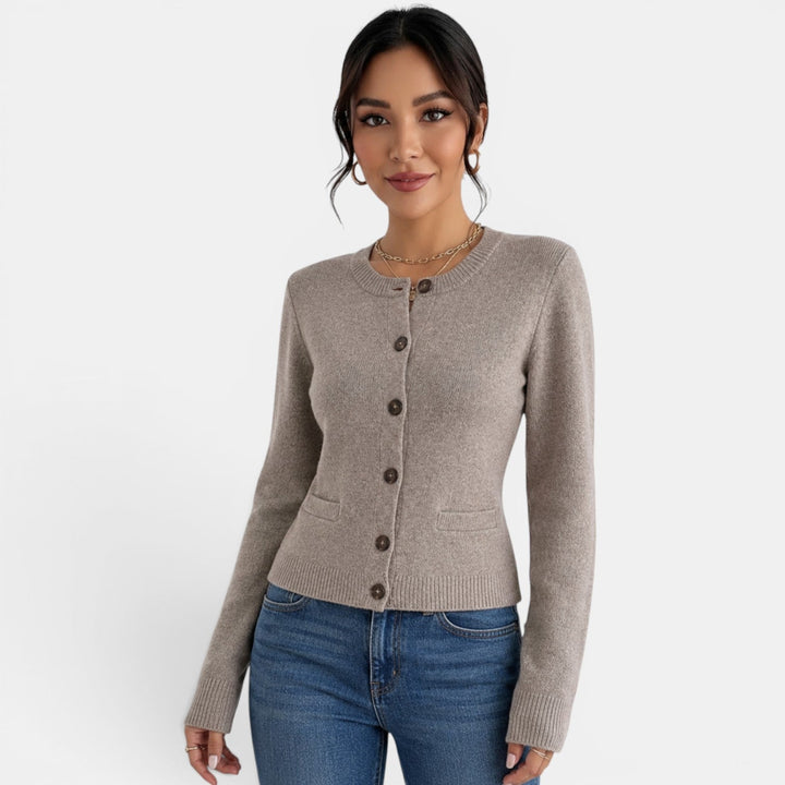 Women's fitted round-neck button cardigan with front patch pockets