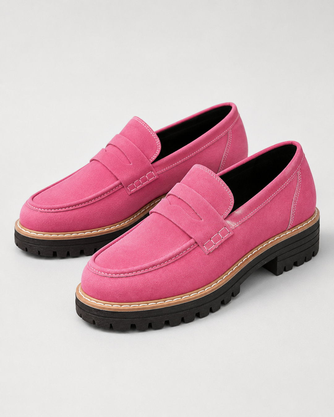 Women's penny loafers with round toe and lug sole