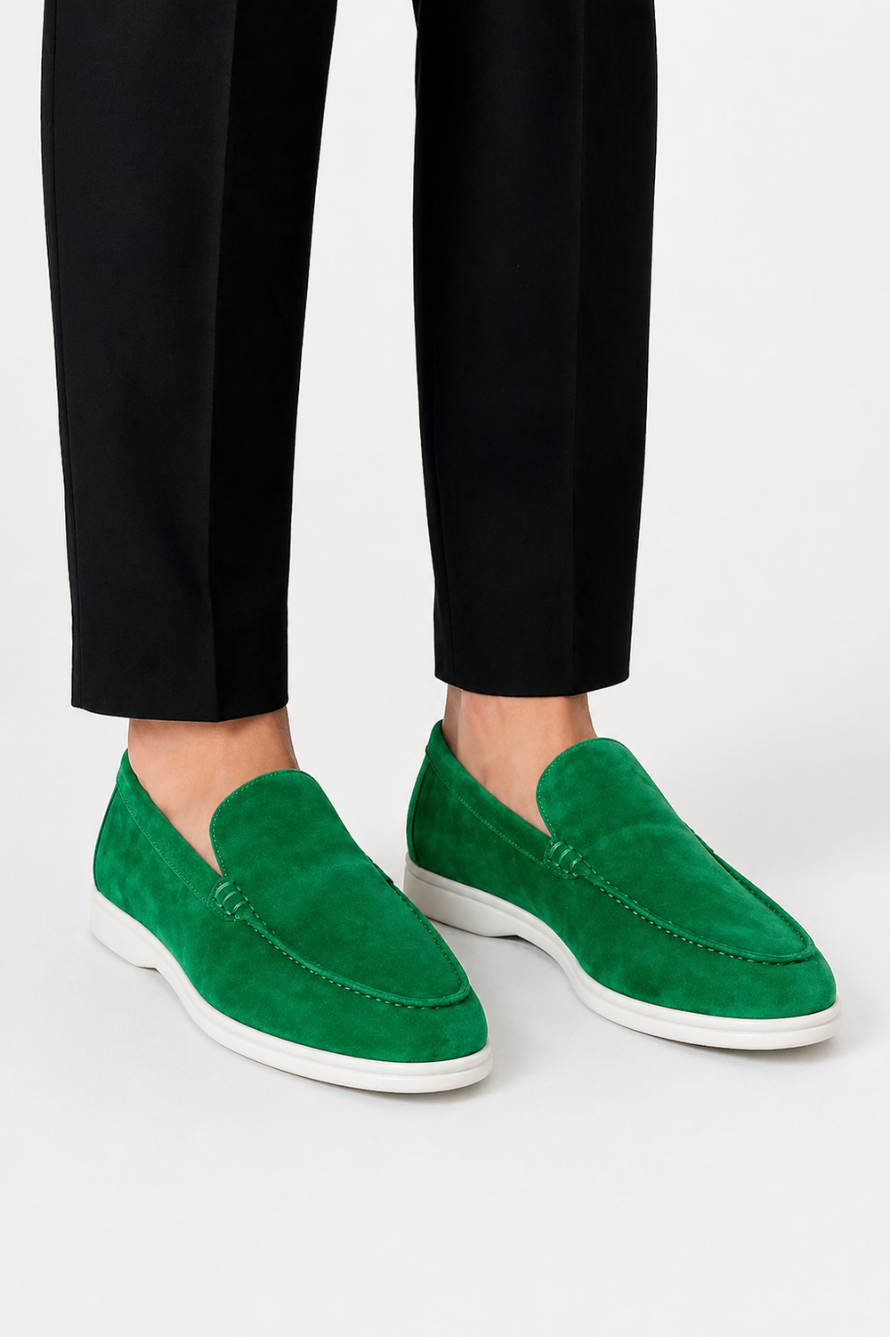 Men's slip-on loafers with stitched rounded toe and flat light-coloured soles